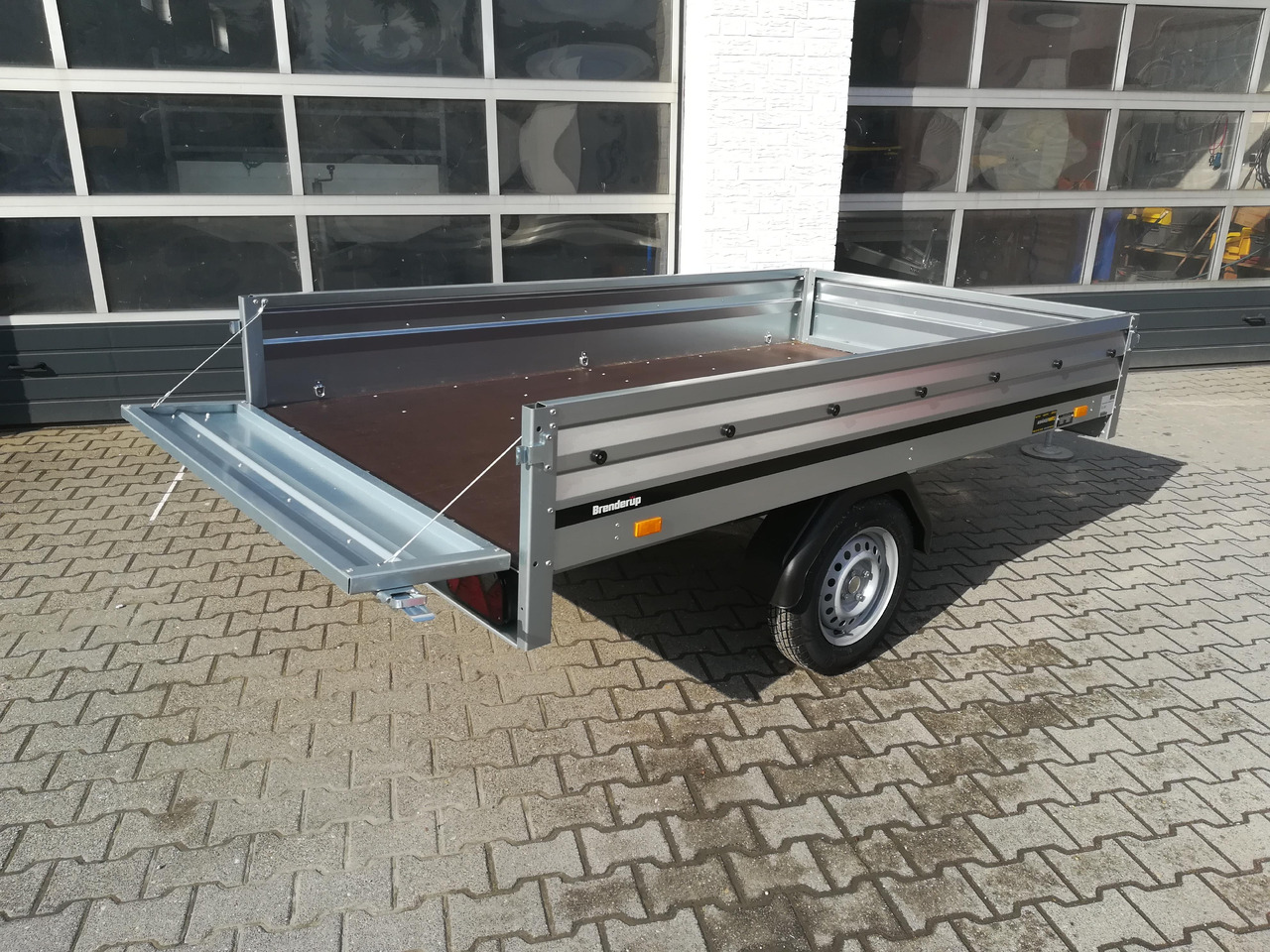 Brenderup 3251 SUB 750 250x142x35cm (S) 750kg - Remolque de coche: foto 5 Brenderup 3251 SUB 750 250x142x35cm (S) 750kg - Remolque de coche: foto 5