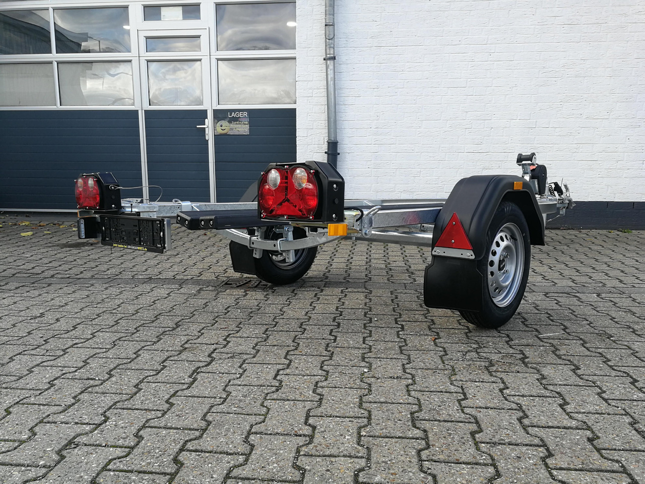 Brenderup Boot Jetski Trailer 8815UB PWC10750UBRX Langauflagen Seilwinde ( Gurtband) 750kg 311367 - Remolque para barco: foto 4 Brenderup Boot Jetski Trailer 8815UB PWC10750UBRX Langauflagen Seilwinde ( Gurtband) 750kg 311367 - Remolque para barco: foto 4