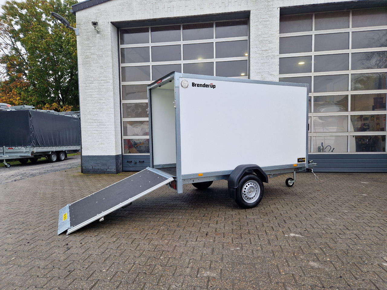 Brenderup Cargo Dynamic CD260 UBR 260x130x150cm Heckrampe Wabenwände (S) 750kg Winter Aktion - Remolque caja cerrada: foto 2 Brenderup Cargo Dynamic CD260 UBR 260x130x150cm Heckrampe Wabenwände (S) 750kg Winter Aktion - Remolque caja cerrada: foto 2
