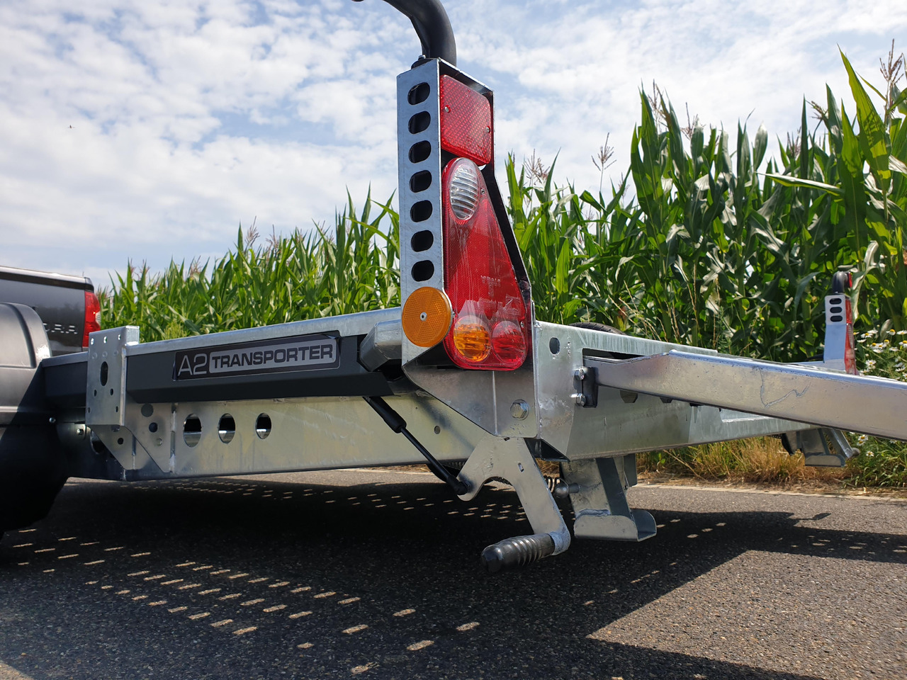 Brian James A2 Transporter 320x180cm ausziehbare Rampen 190cm Stützen greyline 1500kg Abverkauf - Remolque porta maquinaria: foto 2 Brian James A2 Transporter 320x180cm ausziehbare Rampen 190cm Stützen greyline 1500kg Abverkauf - Remolque porta maquinaria: foto 2