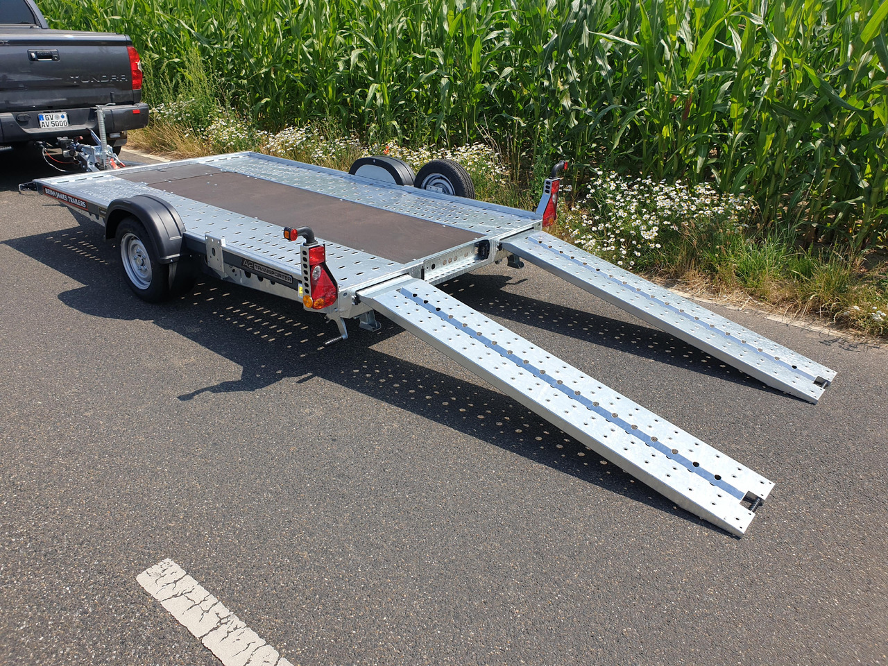 Brian James A2 Transporter 320x180cm ausziehbare Rampen 190cm Stützen greyline 1500kg Abverkauf - Remolque porta maquinaria: foto 1 Brian James A2 Transporter 320x180cm ausziehbare Rampen 190cm Stützen greyline 1500kg Abverkauf - Remolque porta maquinaria: foto 1