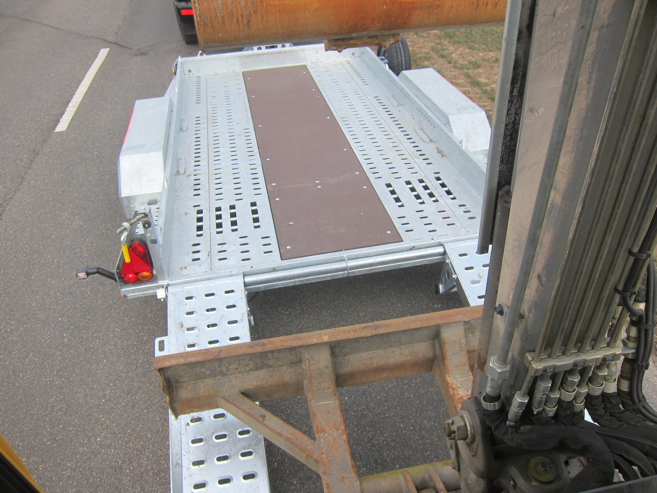 Brian James Digger Plant 543-3217-35 320x170cm Schaufelablage Rampen Reserverad 3500kg - Remolque porta maquinaria: foto 4 Brian James Digger Plant 543-3217-35 320x170cm Schaufelablage Rampen Reserverad 3500kg - Remolque porta maquinaria: foto 4