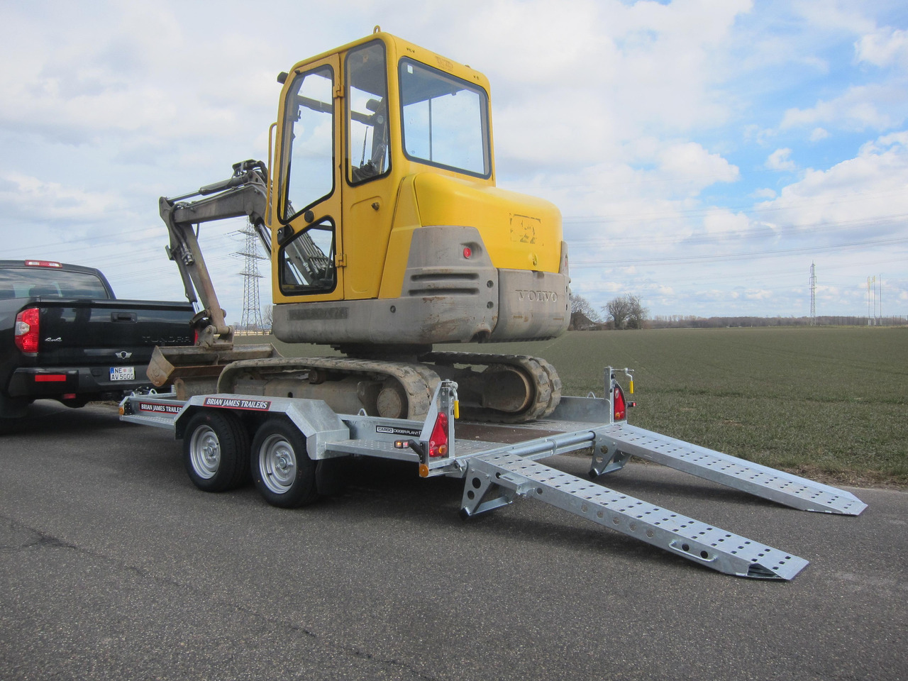 Brian James Digger Plant 543-3217-35 320x170cm Schaufelablage Rampen Reserverad 3500kg - Remolque porta maquinaria: foto 1 Brian James Digger Plant 543-3217-35 320x170cm Schaufelablage Rampen Reserverad 3500kg - Remolque porta maquinaria: foto 1