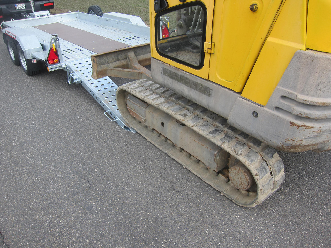 Brian James Digger Plant 543-3217-35 320x170cm Schaufelablage Rampen Reserverad 3500kg - Remolque porta maquinaria: foto 3 Brian James Digger Plant 543-3217-35 320x170cm Schaufelablage Rampen Reserverad 3500kg - Remolque porta maquinaria: foto 3