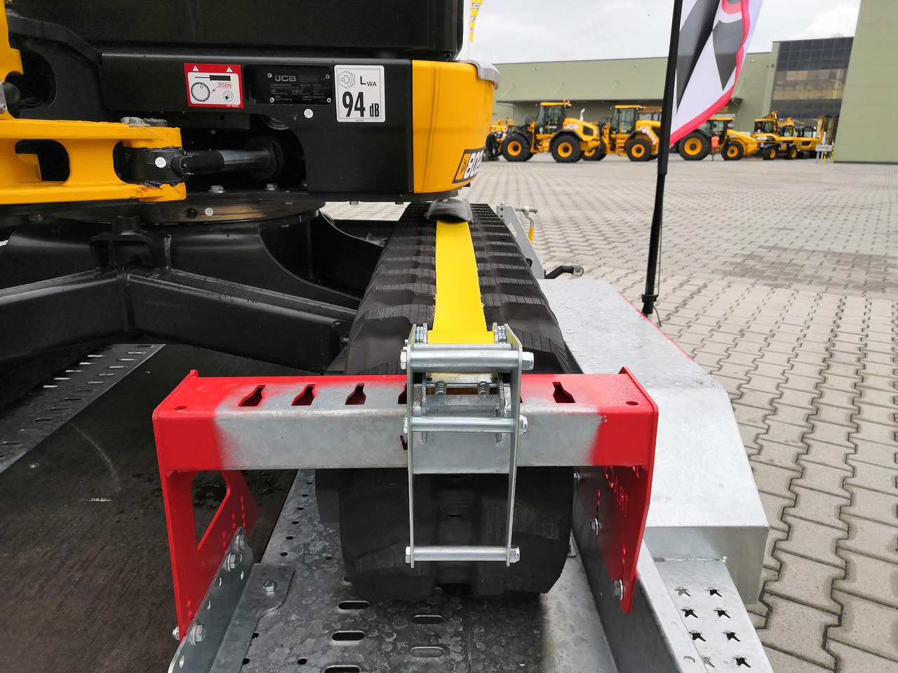 Brian James Digger Plant 543-3217-35 320x170cm TracStrap Ladungssicherung Reserverad Rampen 3500kg - Remolque porta maquinaria: foto 4 Brian James Digger Plant 543-3217-35 320x170cm TracStrap Ladungssicherung Reserverad Rampen 3500kg - Remolque porta maquinaria: foto 4