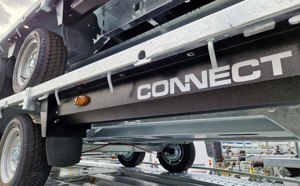 Brian James Trailer Connect 550x229cm blackline plattform Tandem 12" 3500kg (XXL) - Remolque plataforma/ Caja abierta: foto 1 Brian James Trailer Connect 550x229cm blackline plattform Tandem 12" 3500kg (XXL) - Remolque plataforma/ Caja abierta: foto 1