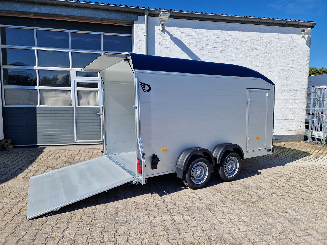 Remolque caja cerrada Cargo Roadster 700 plus 375x180x200cm Alu Poly kingblue Seitentür Pullman 2600kg 100km/H Aktion: foto 16