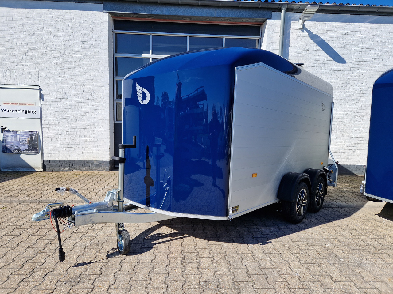 Remolque caja cerrada Cargo Roadster 700 plus 375x180x200cm Alu Poly kingblue Seitentür Pullman 2600kg 100km/H Aktion: foto 8