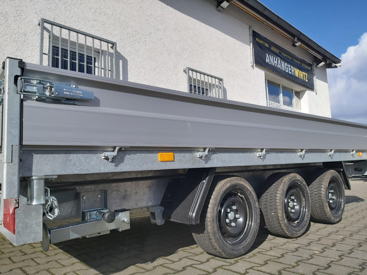 Hapert COBALT HM-3 405x200x30cm Ferro Elektro + NHP Rampen Heckstützen Tridem 3500kg Abverkauf - Remolque volquete: foto 4 Hapert COBALT HM-3 405x200x30cm Ferro Elektro + NHP Rampen Heckstützen Tridem 3500kg Abverkauf - Remolque volquete: foto 4