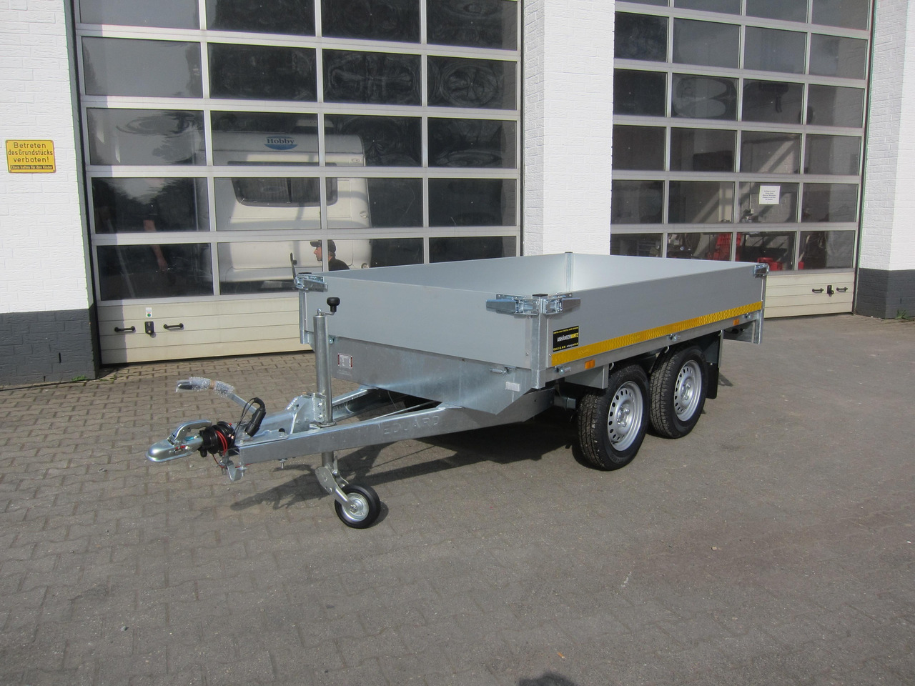 Hochlader 260x150x30cm Lfh: 72cm (S) 2000kg Top Deal AKTION - Remolque plataforma/ Caja abierta: foto 1 Hochlader 260x150x30cm Lfh: 72cm (S) 2000kg Top Deal AKTION - Remolque plataforma/ Caja abierta: foto 1