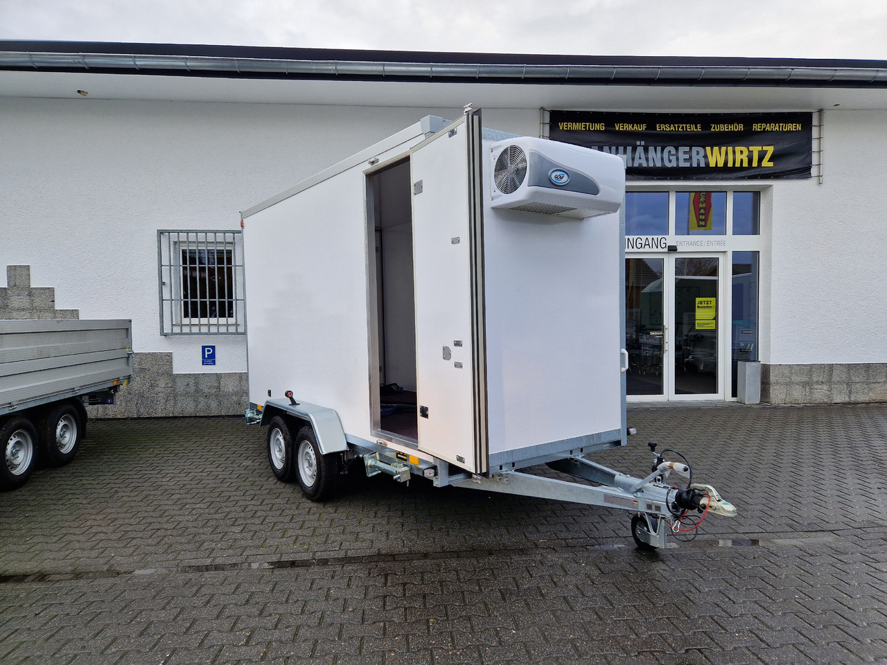 Kargo CoolBoxx FK2736HT 355x162x198cm Seitentür 230V +Kühler Govi Arktik 2000 100km/H 2700kg - Remolque frigorífico: foto 5 Kargo CoolBoxx FK2736HT 355x162x198cm Seitentür 230V +Kühler Govi Arktik 2000 100km/H 2700kg - Remolque frigorífico: foto 5