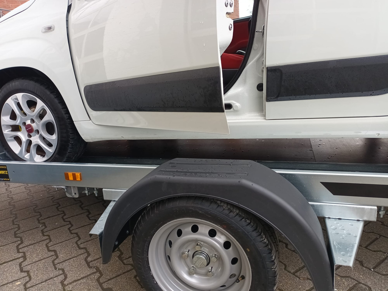 Martz Kleinfahrzeug Multi Tieflader 350x180cm 1800kg 100km/H - Remolque porta maquinaria: foto 4 Martz Kleinfahrzeug Multi Tieflader 350x180cm 1800kg 100km/H - Remolque porta maquinaria: foto 4