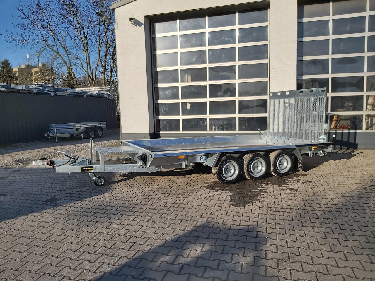 Martz Maschinentransporter BUILDER XL Bau-3 3500/3 400x180x30cm Auffahrklappe Tridem (XL) 3500kg - Remolque porta maquinaria: foto 5 Martz Maschinentransporter BUILDER XL Bau-3 3500/3 400x180x30cm Auffahrklappe Tridem (XL) 3500kg - Remolque porta maquinaria: foto 5