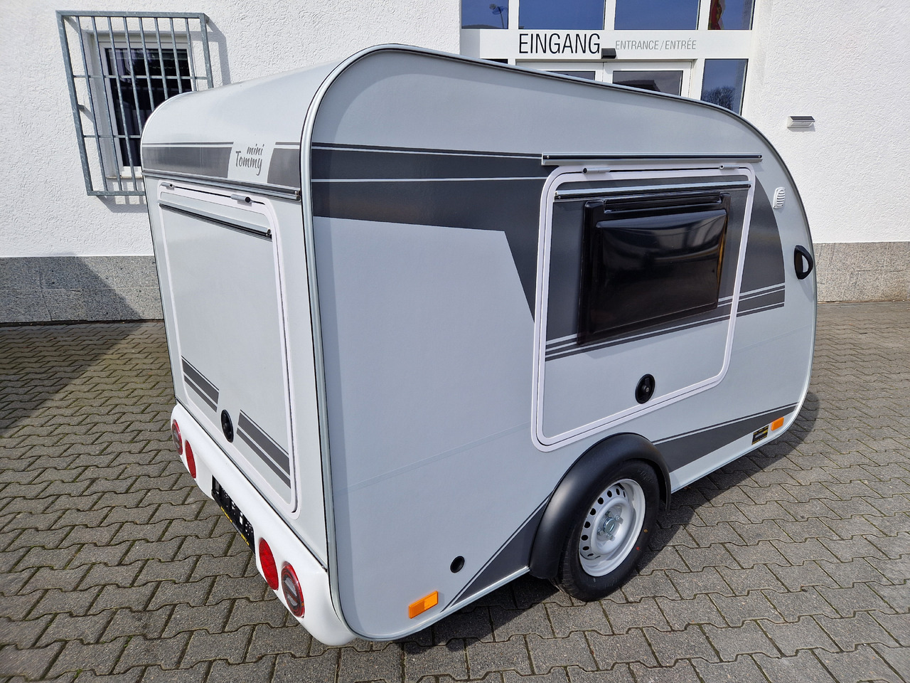 Caravana Mini Camper Mini Tommy TMC25 Basic 252x140x121cm 100 km/H 750kg ungebremst Januar AKTION: foto 17