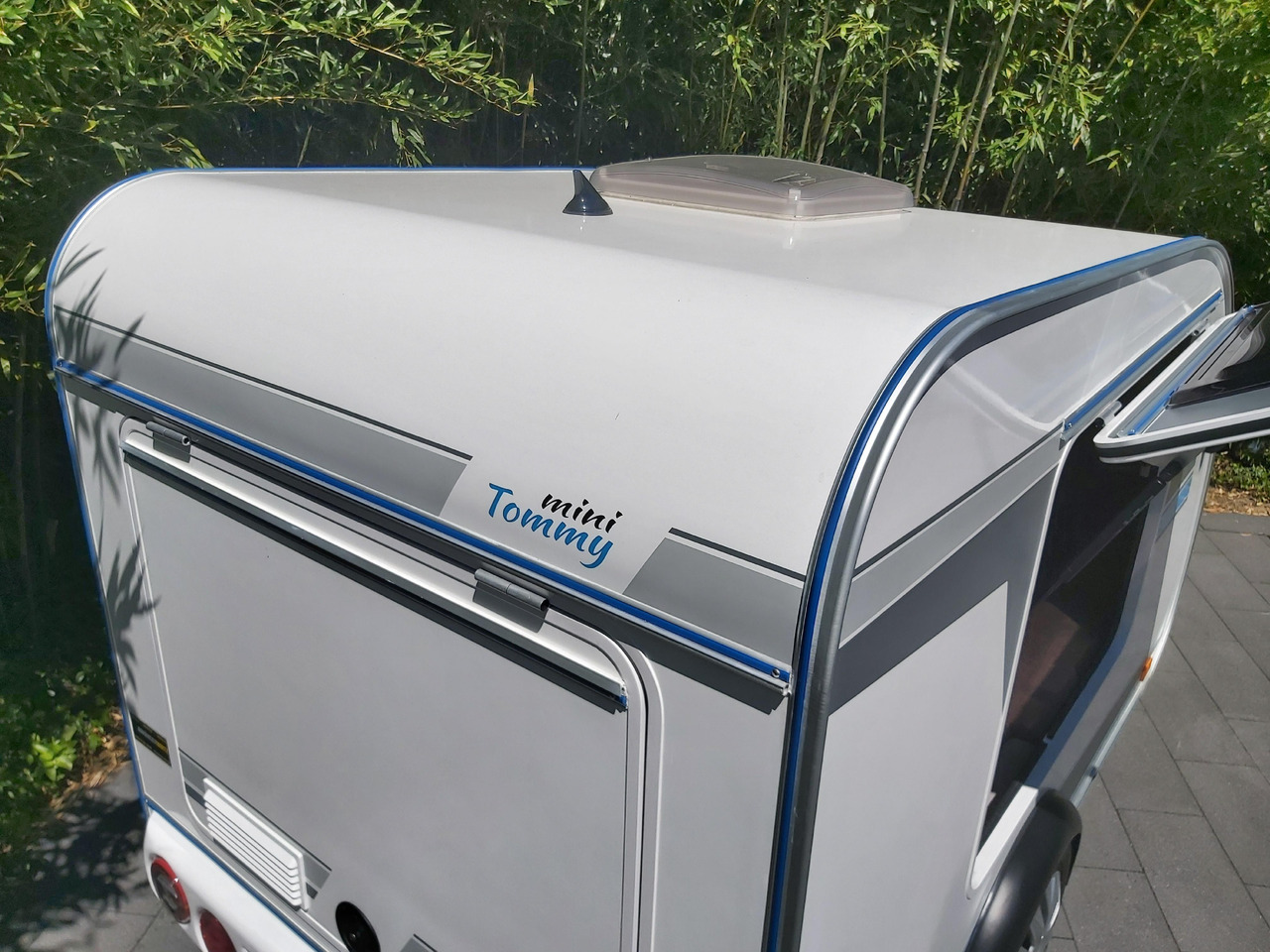 Caravana Mini Camper Mini Tommy TMC25 Basic V1 252x140x121cm Küche 100km/H 750kg ohne Bremse Winter Aktion: foto 7