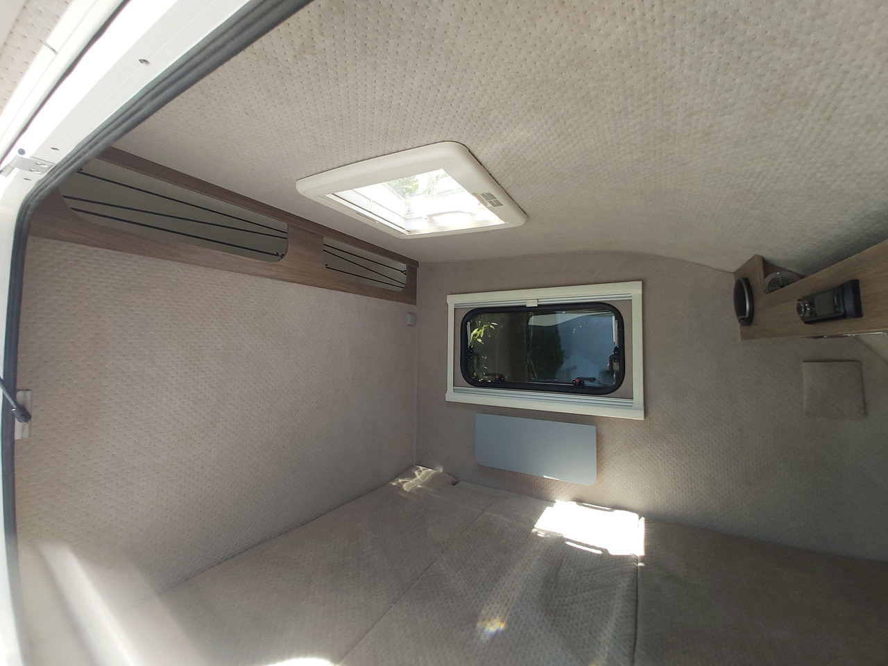 Caravana Mini Camper Mini Tommy TMC25 Basic V1 252x140x121cm Küche 100km/H 750kg ohne Bremse Winter Aktion: foto 9