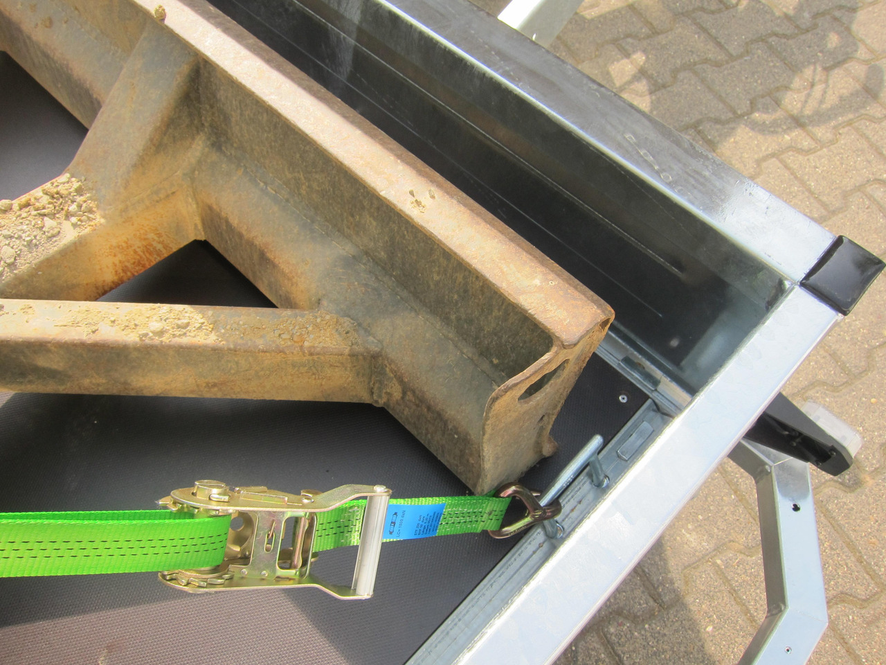 Saris Baggeranhänger Magnum Explorer 3000 V Rampen verschiebbar 3000kg Online Aktion - Remolque porta maquinaria: foto 5 Saris Baggeranhänger Magnum Explorer 3000 V Rampen verschiebbar 3000kg Online Aktion - Remolque porta maquinaria: foto 5