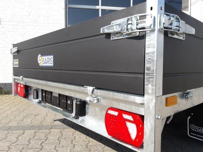 Saris PL356 184 2700 2 356x184x35cm black Edition LED Beleuchtung VAS 13" (L) 2700kg - Remolque plataforma/ Caja abierta: foto 5 Saris PL356 184 2700 2 356x184x35cm black Edition LED Beleuchtung VAS 13" (L) 2700kg - Remolque plataforma/ Caja abierta: foto 5