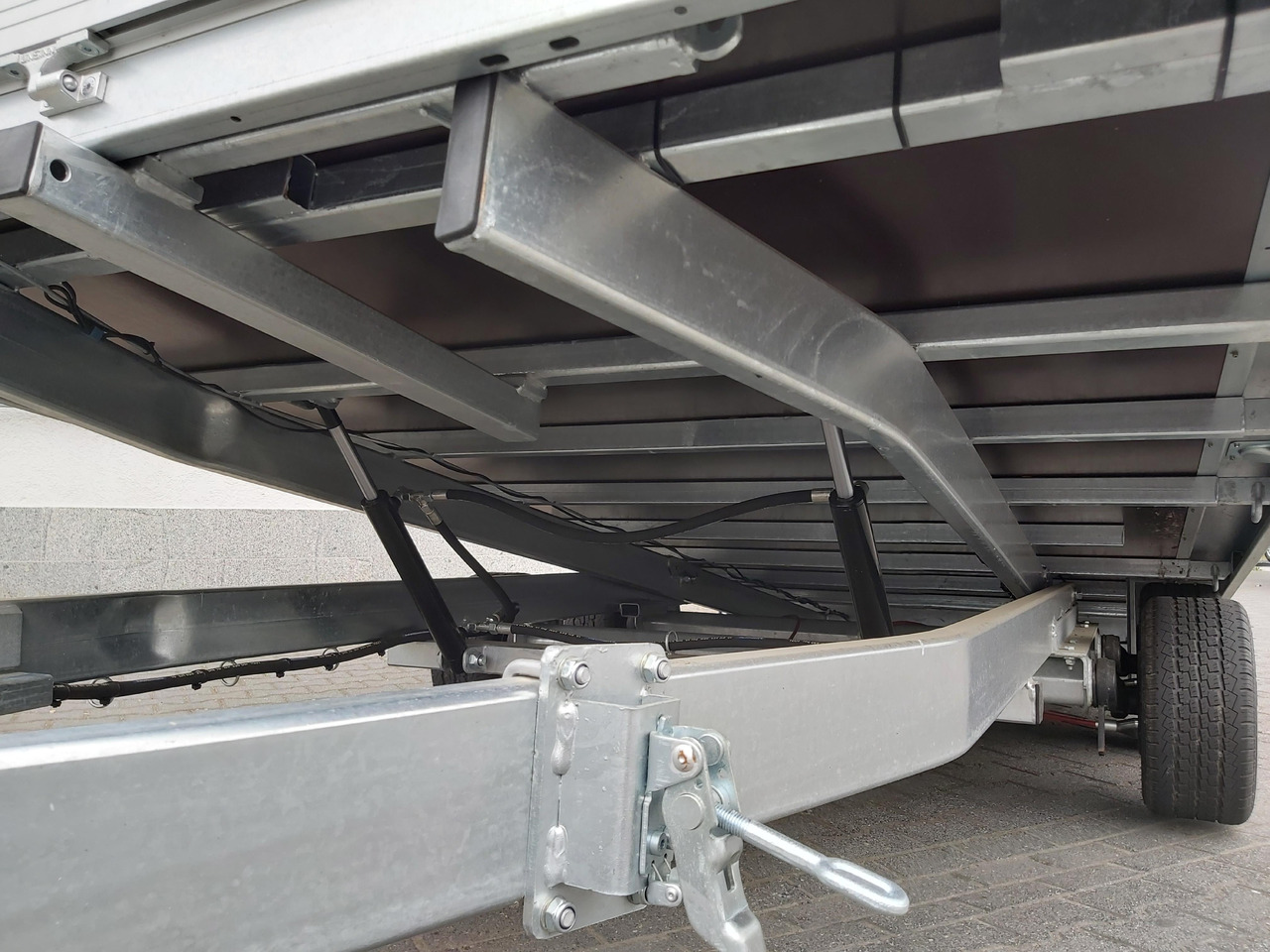 Unsinn Maschinentransporter PKL 3042-10-2040 426x204x350cm easyload Alufelgen 3000kg - Remolque plataforma/ Caja abierta: foto 5 Unsinn Maschinentransporter PKL 3042-10-2040 426x204x350cm easyload Alufelgen 3000kg - Remolque plataforma/ Caja abierta: foto 5