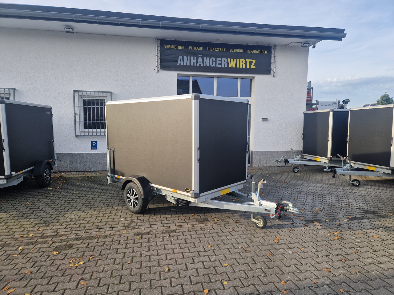 Variant C1315 C2 Edition black 258x148x157cm Alufelgen darkline 1350kg 100km/H 2024 black deal - Remolque caja cerrada: foto 4 Variant C1315 C2 Edition black 258x148x157cm Alufelgen darkline 1350kg 100km/H 2024 black deal - Remolque caja cerrada: foto 4