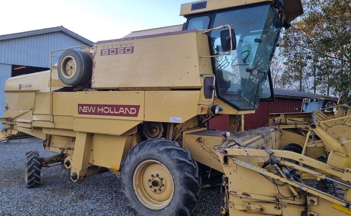 New Holland 8050 - Cosechadora de granos: foto 3 New Holland 8050 - Cosechadora de granos: foto 3