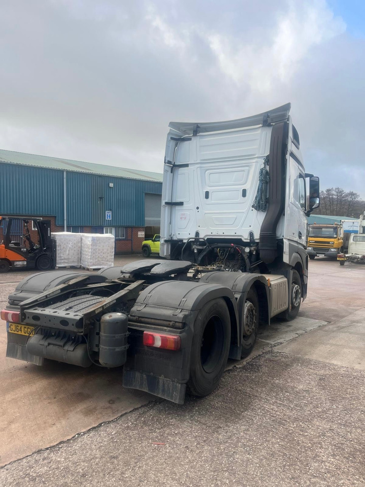 Cabeza tractora Mercedes 2545: foto 9