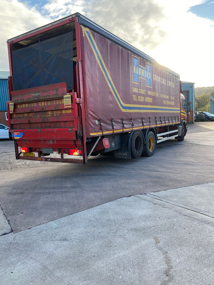 Scania P280 6x2 Curtain side - Camión lona: foto 3 Scania P280 6x2 Curtain side - Camión lona: foto 3