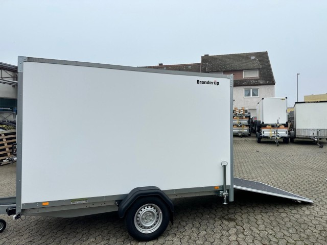 Arrendamiento de  Brenderup Cargo Dynamic CD300BR1300 Rampe Kofferanhänger 1,3 to. 300x155x185cm Brenderup Cargo Dynamic CD300BR1300 Rampe Kofferanhänger 1,3 to. 300x155x185cm: foto 10
