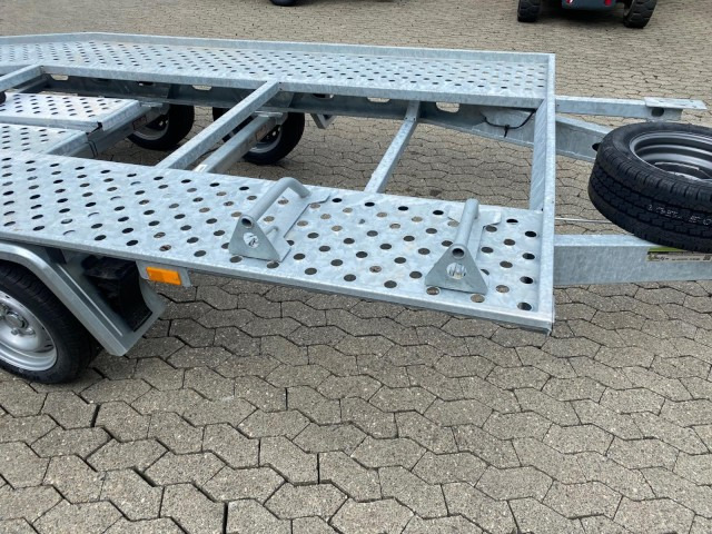 Gala BGG Taurus 5035SL 5050 x 2050 mm, 3,5 to. ZG, 2-Achs - Remolque portavehículos: foto 3 Gala BGG Taurus 5035SL 5050 x 2050 mm, 3,5 to. ZG, 2-Achs - Remolque portavehículos: foto 3