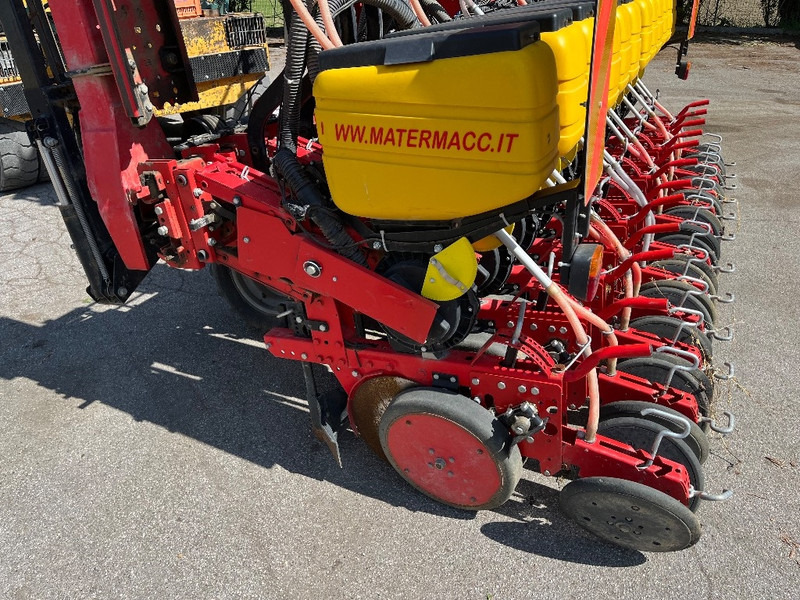 MaterMacc MS 8230 - Sembradora de precisión: foto 4 MaterMacc MS 8230 - Sembradora de precisión: foto 4