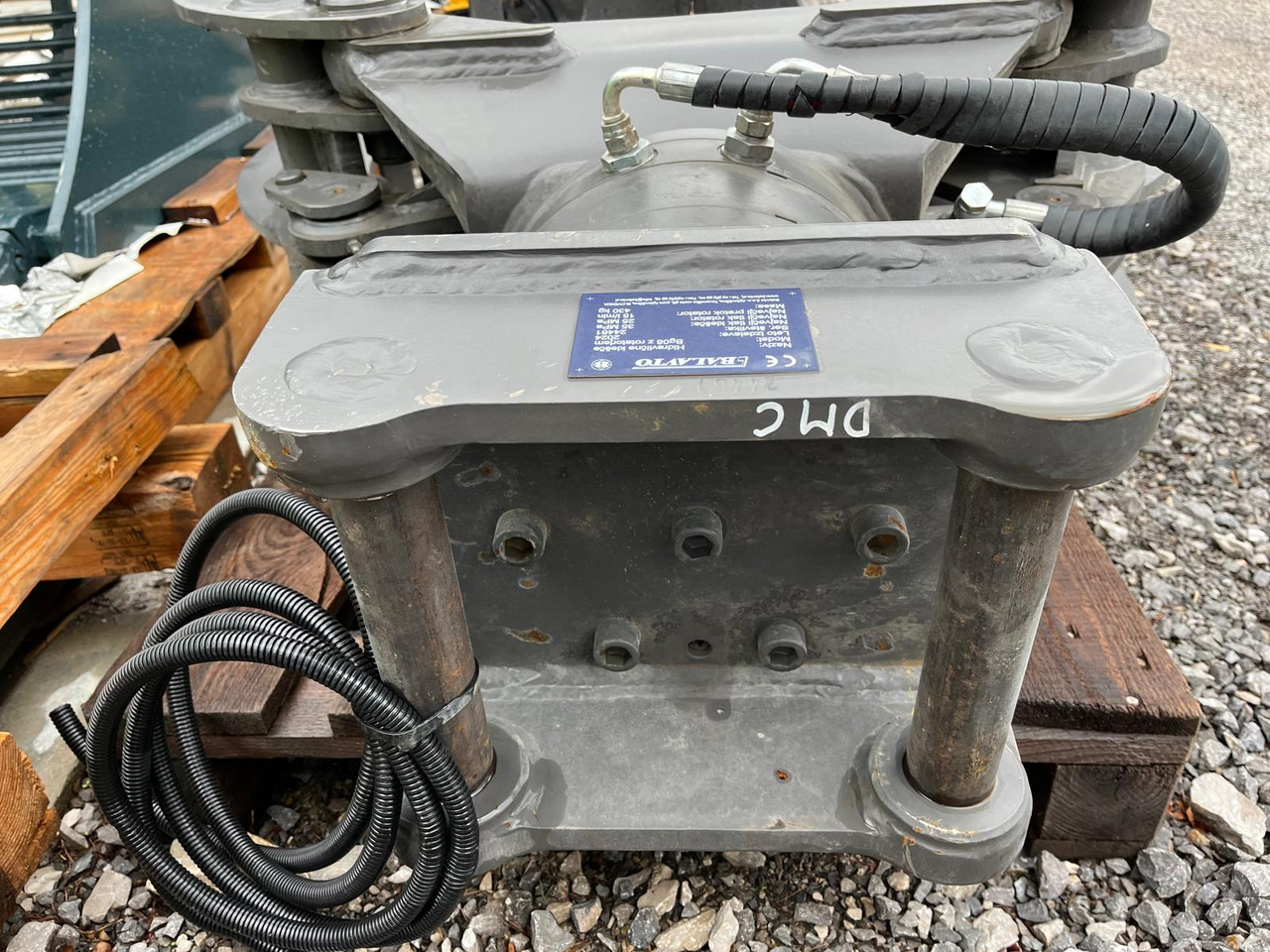 Balavto stone grapple BG08 with rotator - Pinza de manipulación para Excavadora: foto 4 Balavto stone grapple BG08 with rotator - Pinza de manipulación para Excavadora: foto 4