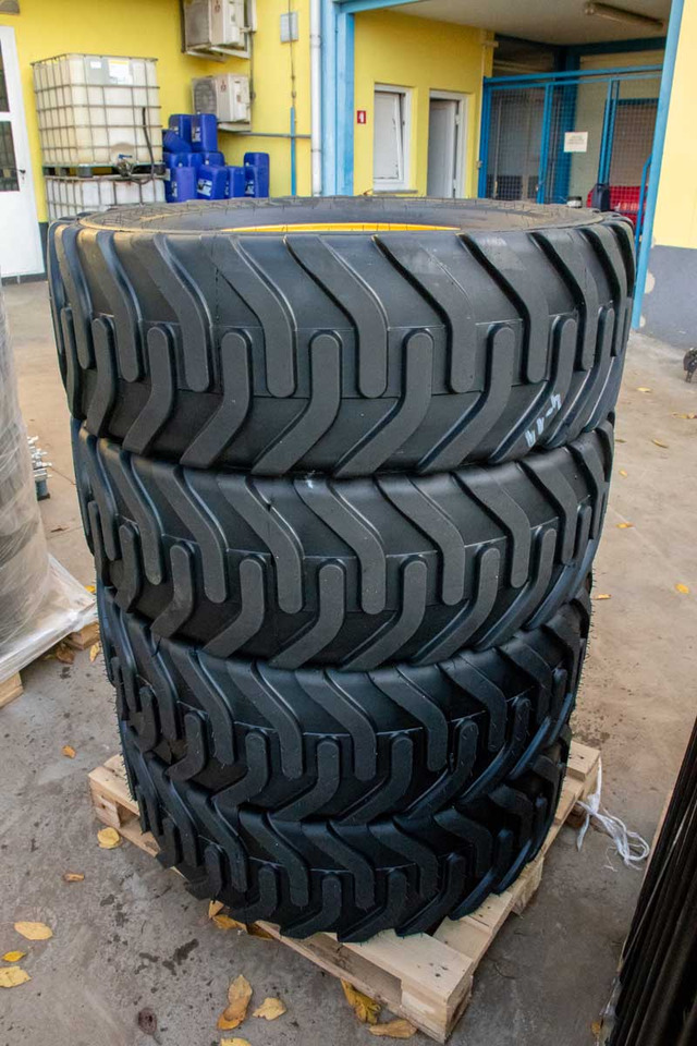 Bandenmarkt 315/70R22.5 - Rueda completa para Excavadora: foto 3 Bandenmarkt 315/70R22.5 - Rueda completa para Excavadora: foto 3
