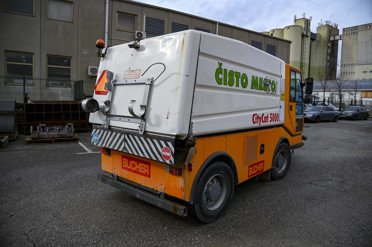 Bucher Schorling CC 5000 City Cat - Barredora vial: foto 4 Bucher Schorling CC 5000 City Cat - Barredora vial: foto 4
