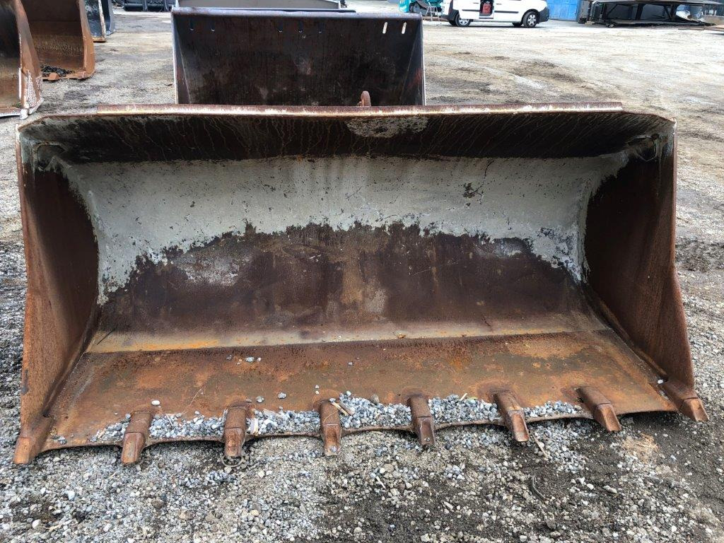 Caterpillar loader bucket 2900 mm - Cazo cargador: foto 2 Caterpillar loader bucket 2900 mm - Cazo cargador: foto 2