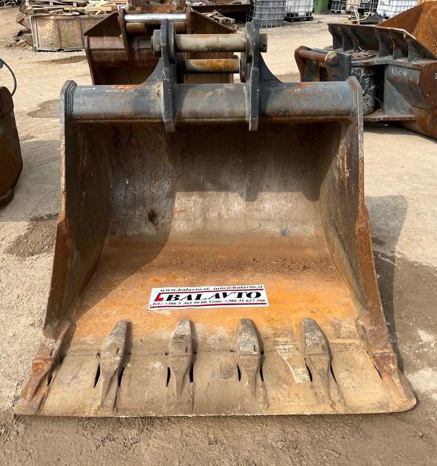 Digging bucket 1500 mm - Cazo para excavadora: foto 1 Digging bucket 1500 mm - Cazo para excavadora: foto 1