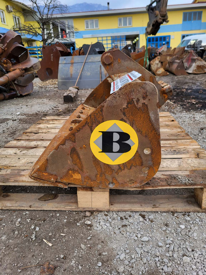 Ditch cleaning bucket 1400 mm VTN for 8-11 ton excavators - Cazo para excavadora para Maquinaria de construcción: foto 2 Ditch cleaning bucket 1400 mm VTN for 8-11 ton excavators - Cazo para excavadora para Maquinaria de construcción: foto 2