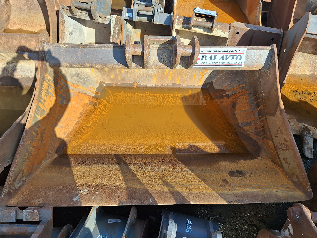 Excavating/slope digging bucket 1600 mm S1 - Cazo: foto 2 Excavating/slope digging bucket 1600 mm S1 - Cazo: foto 2