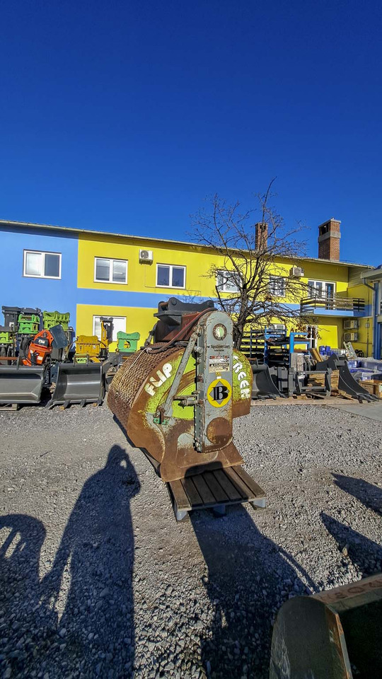 Flip Screen screening bucket E50 1200 mm S60 for 12-18 ton excavators - Cuchara para clasificación para Excavadora: foto 4 Flip Screen screening bucket E50 1200 mm S60 for 12-18 ton excavators - Cuchara para clasificación para Excavadora: foto 4