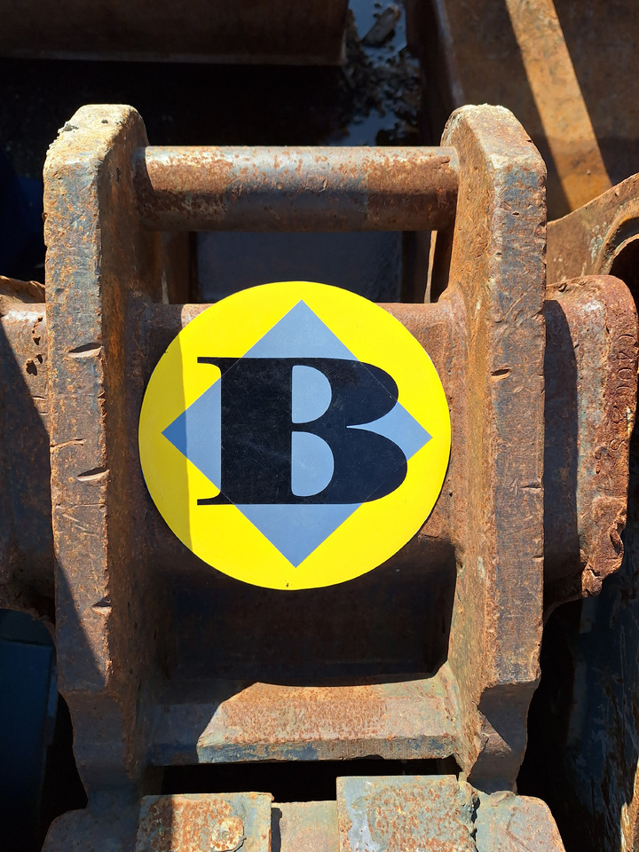 Trenching bucket 420 mm - Cazo para excavadora: foto 3 Trenching bucket 420 mm - Cazo para excavadora: foto 3