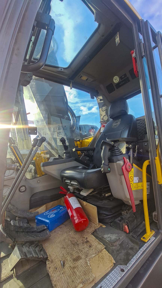 Excavadora de cadenas VOLVO ECR235EL: foto 14 Excavadora de cadenas VOLVO ECR235EL: foto 14