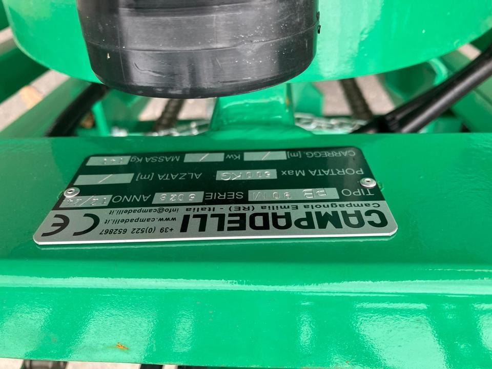 Heckstapler Dreipunkt mit Kistendrehgerät - Horquillas: foto 5 Heckstapler Dreipunkt mit Kistendrehgerät - Horquillas: foto 5