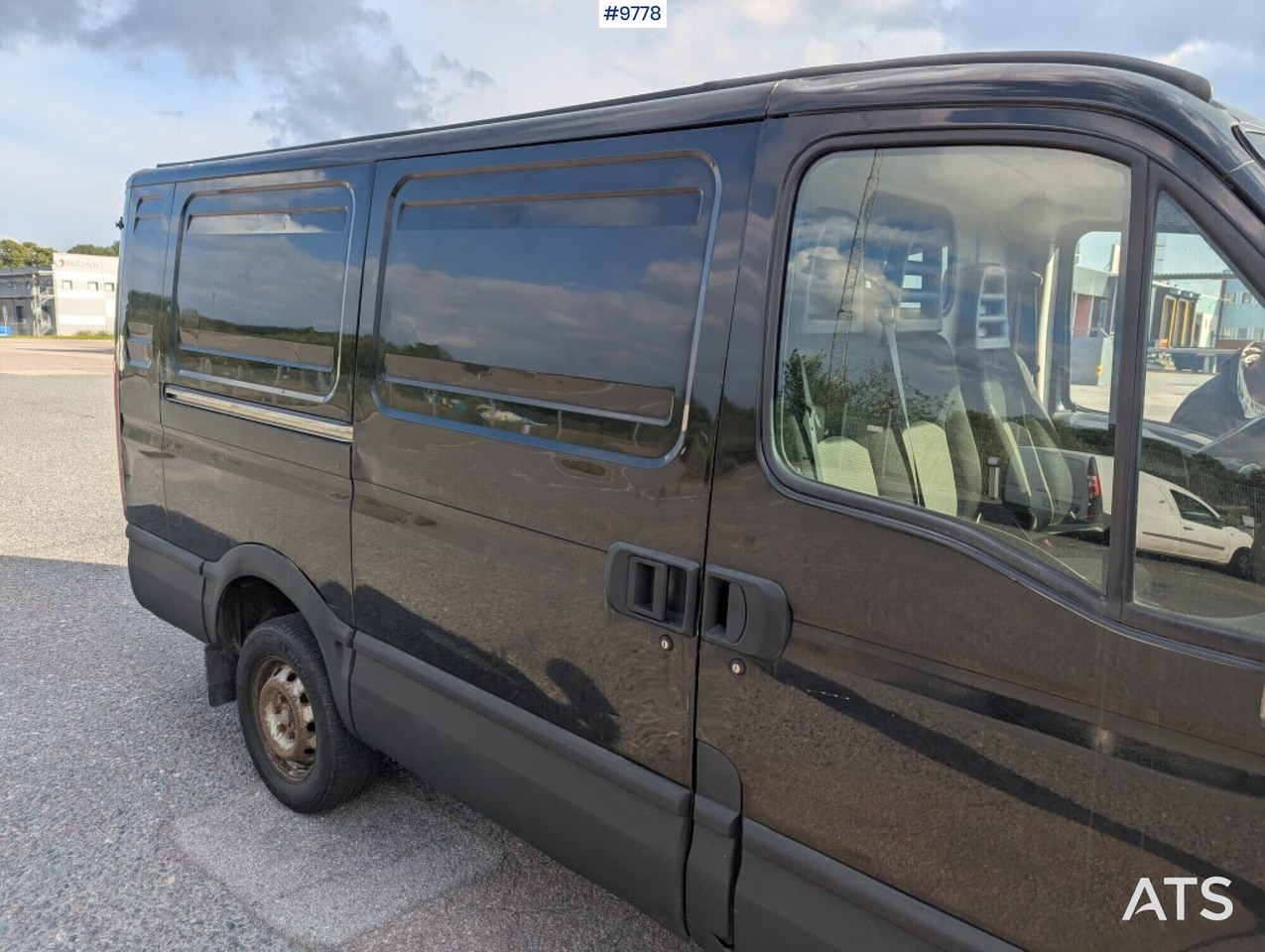 Furgón Box Truck Iveco Daily 29L12A V-300: foto 20