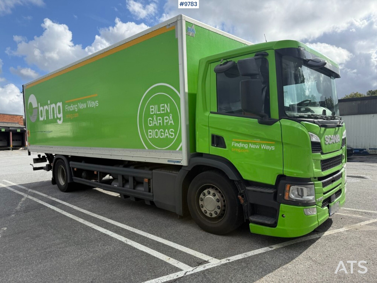 Box truck Scania P280 gas-powered - Camión caja cerrada: foto 2 Box truck Scania P280 gas-powered - Camión caja cerrada: foto 2