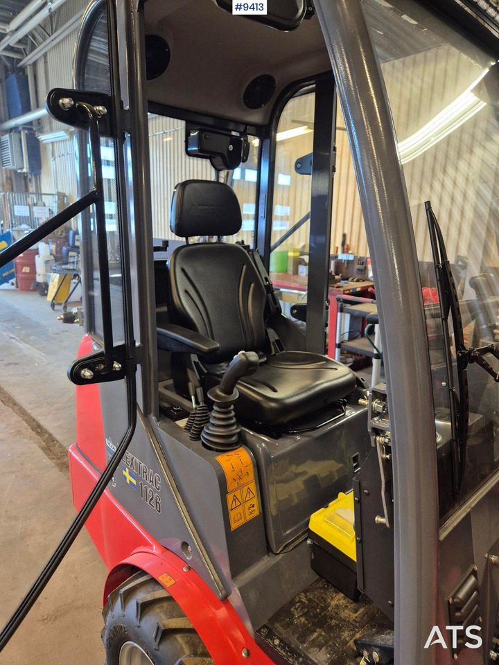 FLEXITRAC 1126 Skid steer loader with only 7 hours - Cargadora articulada: foto 3 FLEXITRAC 1126 Skid steer loader with only 7 hours - Cargadora articulada: foto 3