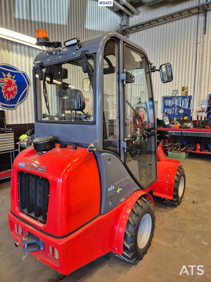 FLEXITRAC 1126 Skid steer loader with only 7 hours - Cargadora articulada: foto 4 FLEXITRAC 1126 Skid steer loader with only 7 hours - Cargadora articulada: foto 4