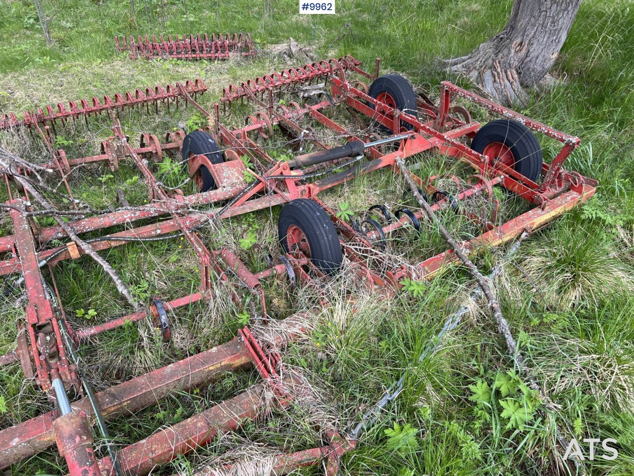 Grada Hydraulic harrow LILLA HARRIE HJH610-3: foto 18 Grada Hydraulic harrow LILLA HARRIE HJH610-3: foto 18