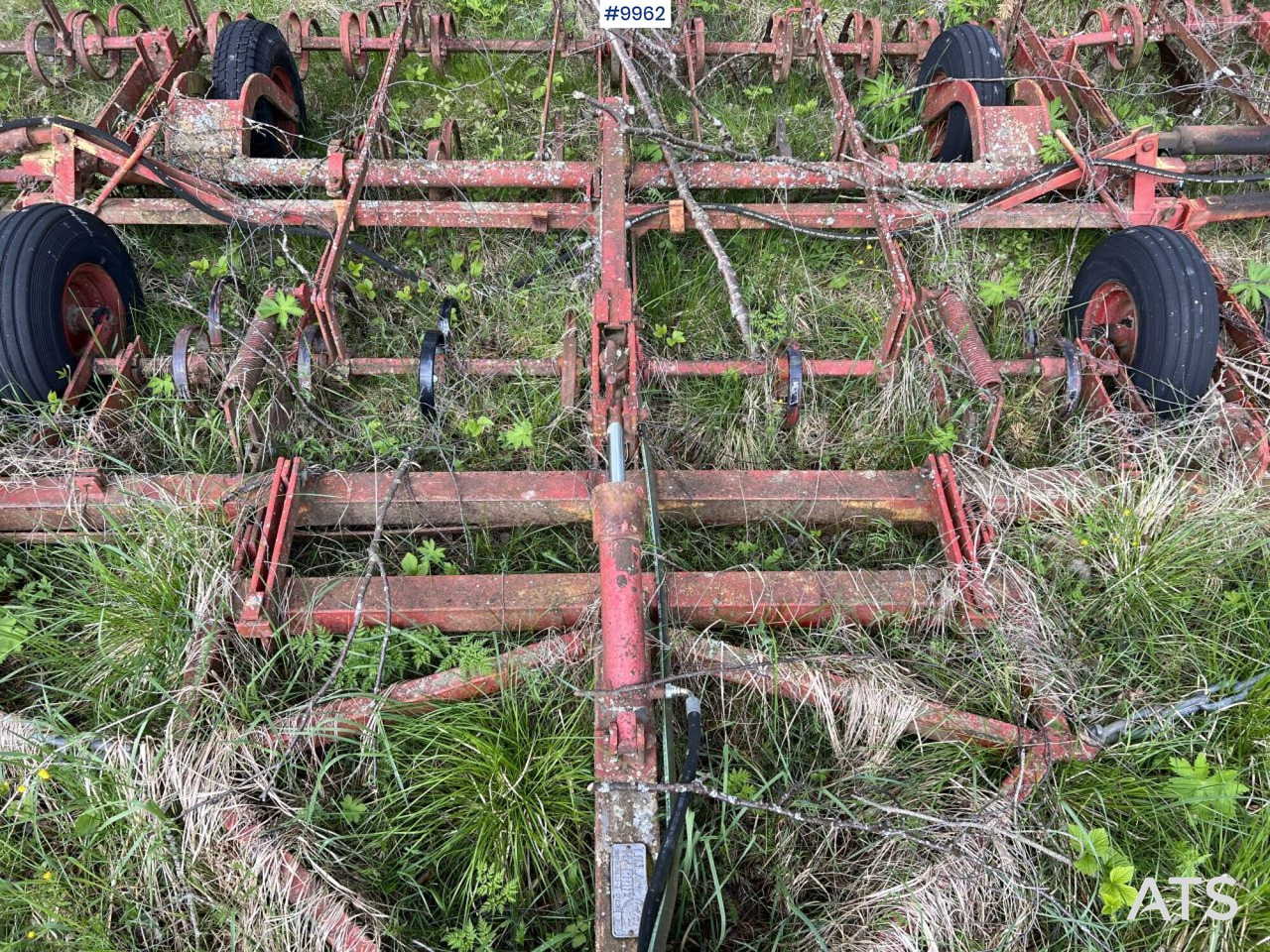 Grada Hydraulic harrow LILLA HARRIE HJH610-3: foto 19 Grada Hydraulic harrow LILLA HARRIE HJH610-3: foto 19