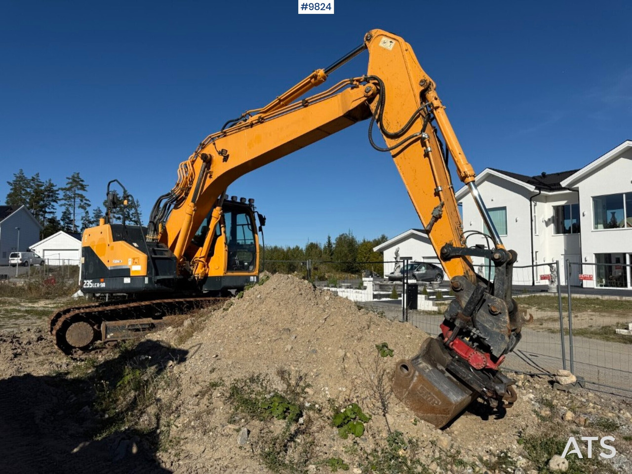 Hyundai Robex 235LCR-9A excavator - Excavadora de cadenas: foto 1 Hyundai Robex 235LCR-9A excavator - Excavadora de cadenas: foto 1