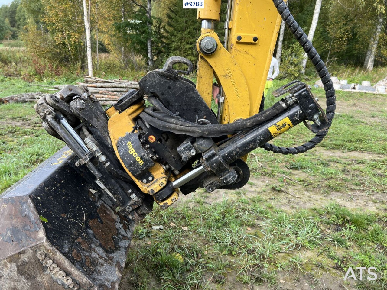 Miniexcavadora KOMATSU PC55MR-5E0 Excavator with attachments (SEE VIDEO): foto 7 Miniexcavadora KOMATSU PC55MR-5E0 Excavator with attachments (SEE VIDEO): foto 7