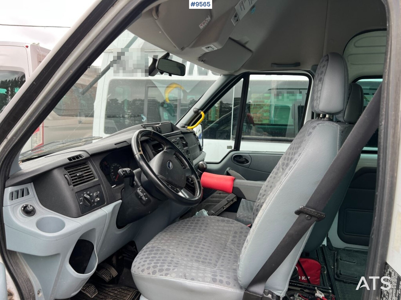 Minibus - 16-seater bus - FORD TRANSIT 430L 17-P B - Minibús, Furgoneta de pasajeros: foto 5 Minibus - 16-seater bus - FORD TRANSIT 430L 17-P B - Minibús, Furgoneta de pasajeros: foto 5